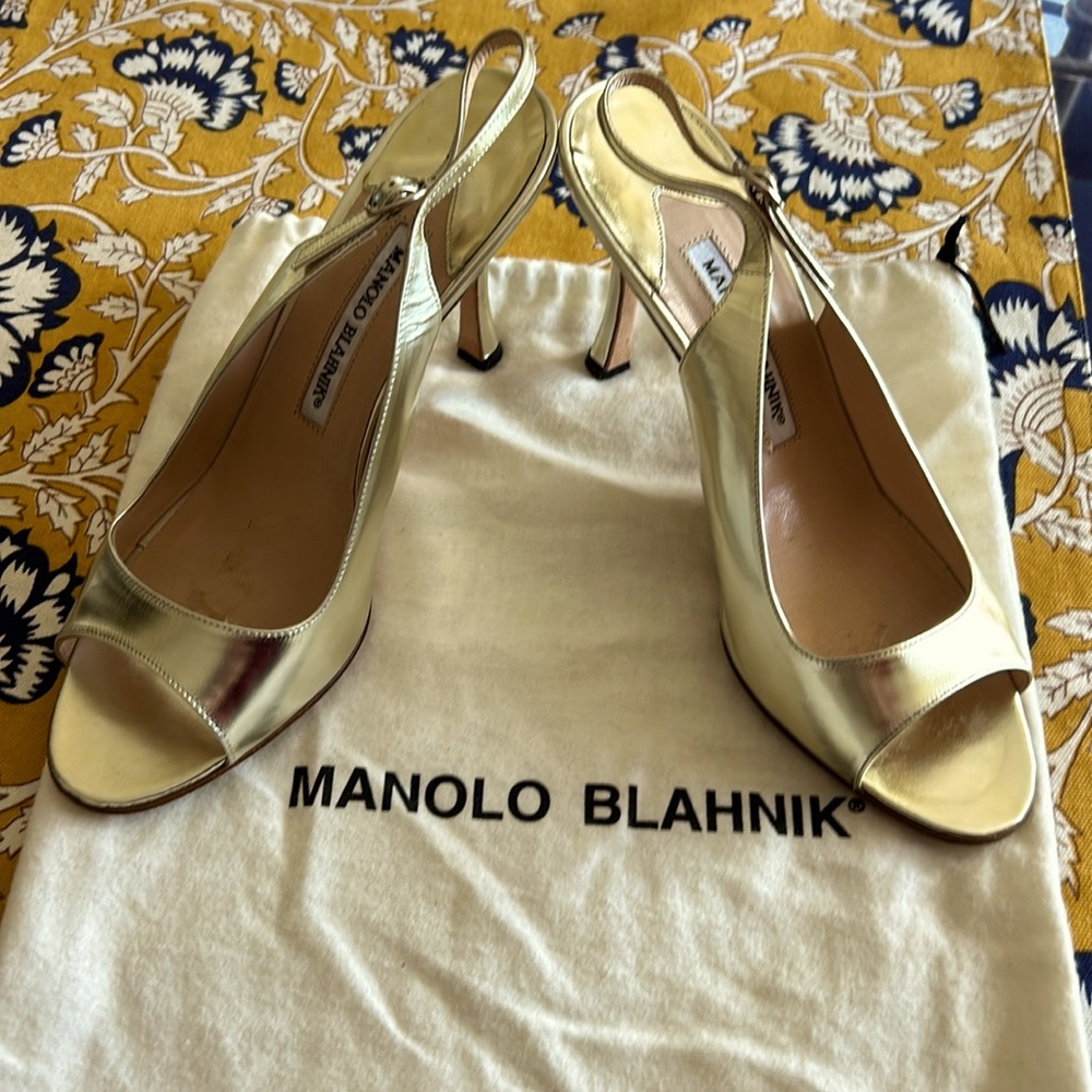 Gold Manolo Slingbacks